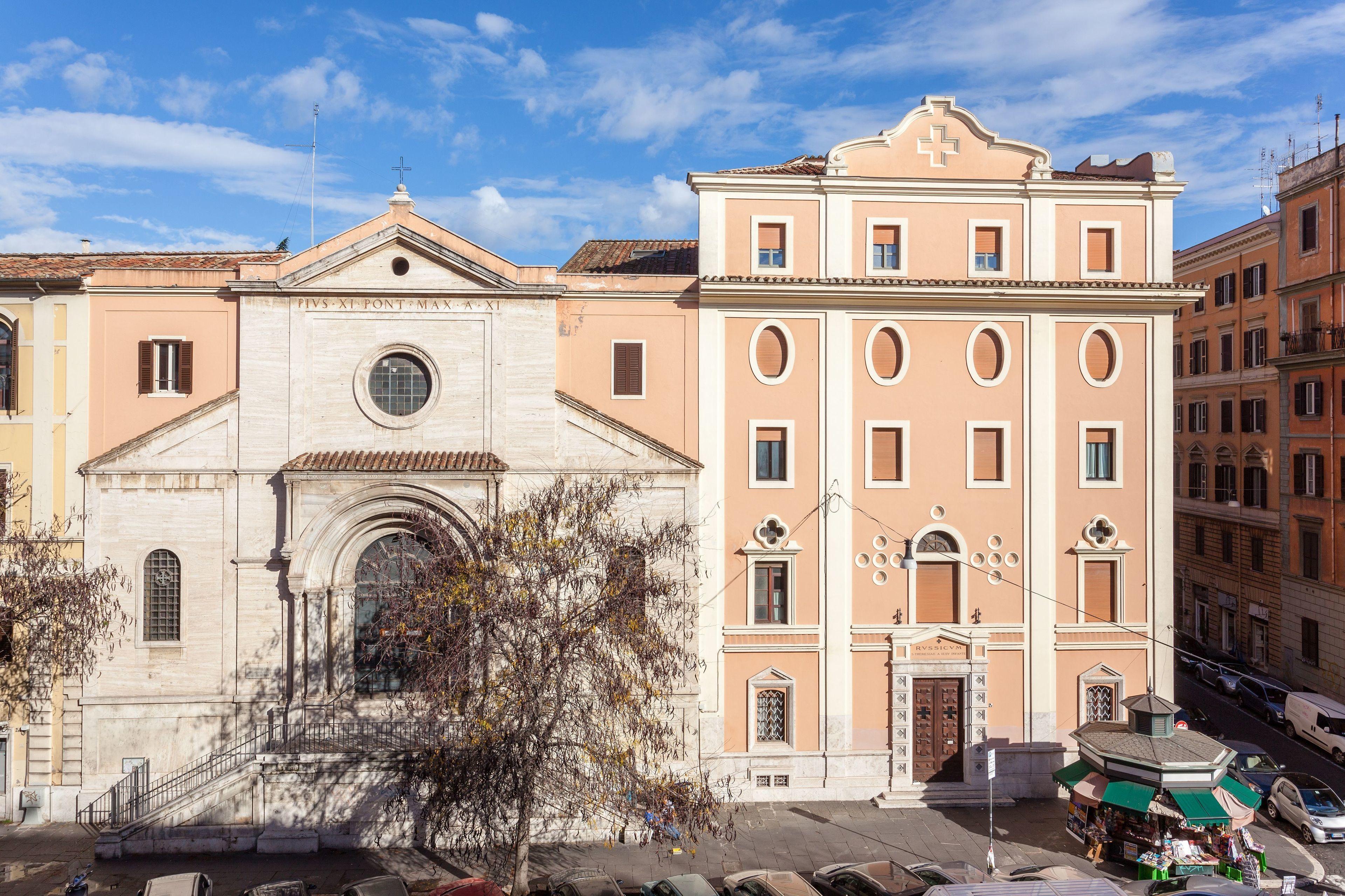 The Bluehostel, Rome